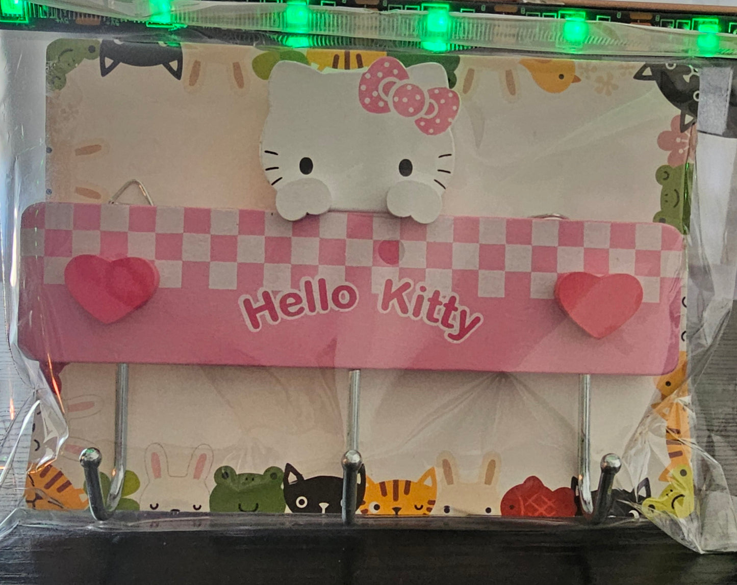 Hello Kitty, hanging wall decor - Christine Boutique Glam