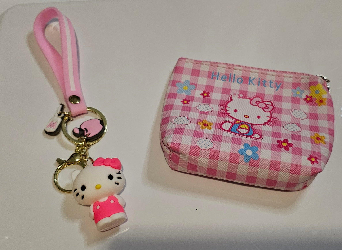 Set of hello kitty Coin purse and key chain - Christine Boutique Glam